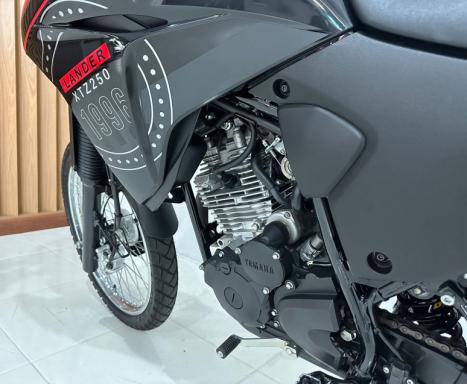 YAMAHA XTZ 250 LANDER, Foto 7