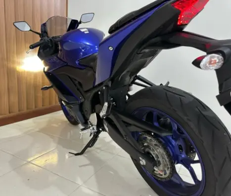 YAMAHA YZF R3 320 ABS, Foto 5