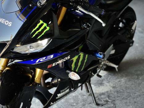 YAMAHA YZF R3 320 ABS, Foto 2