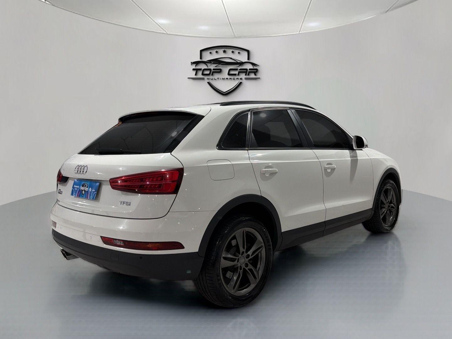 AUDI Q3 - Foto