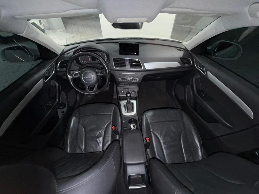 AUDI Q3 - Foto