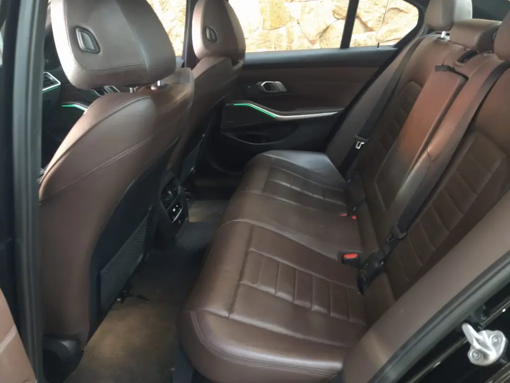 BMW 320I - Foto