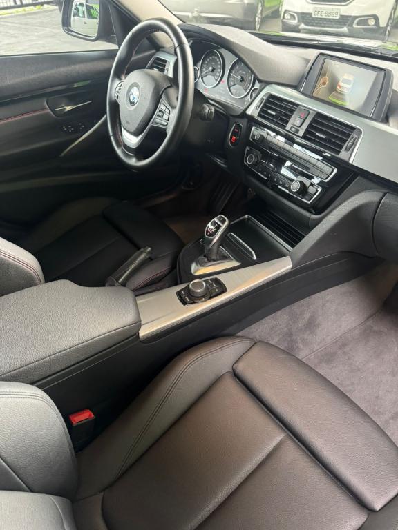 BMW 320I - Foto