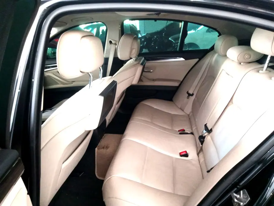 BMW 535I - Foto