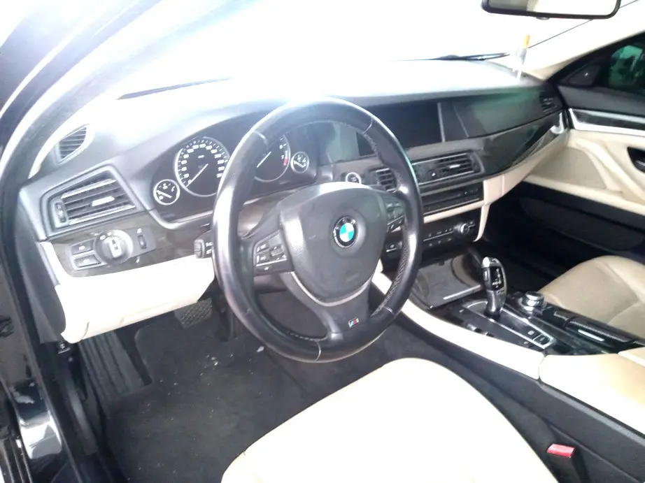 BMW 535I - Foto