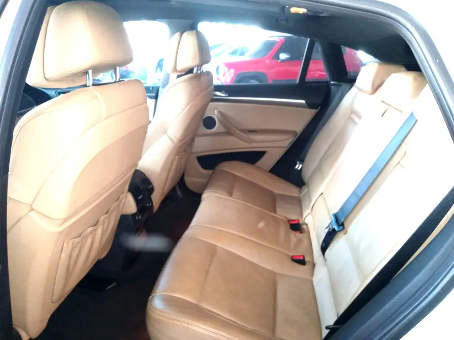 BMW X6 - Foto