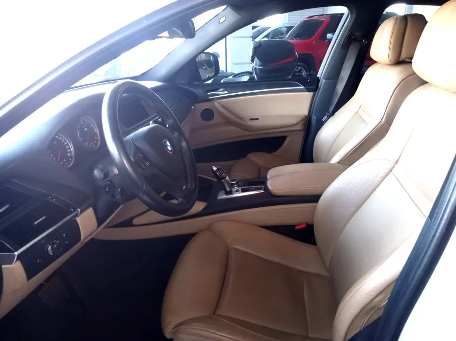 BMW X6 - Foto