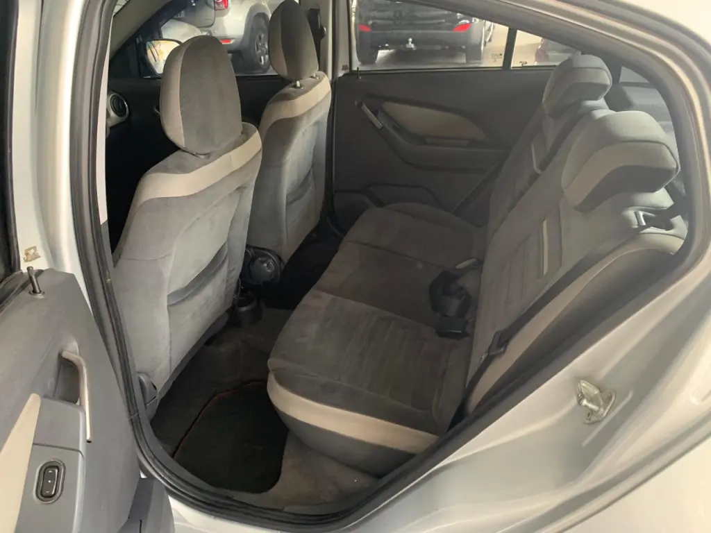 CHEVROLET Agile - Foto