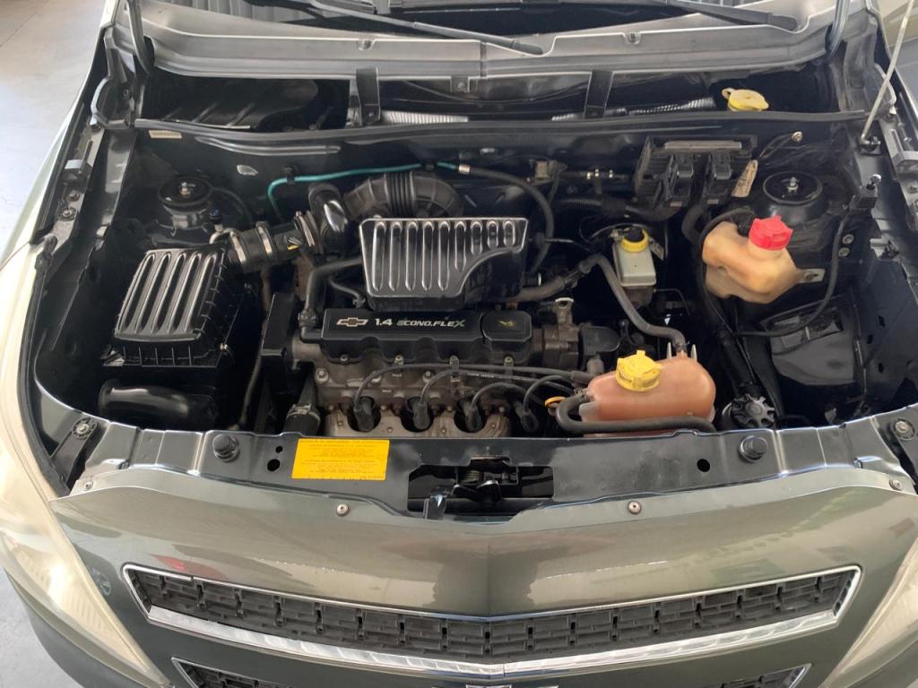 CHEVROLET Agile - Foto