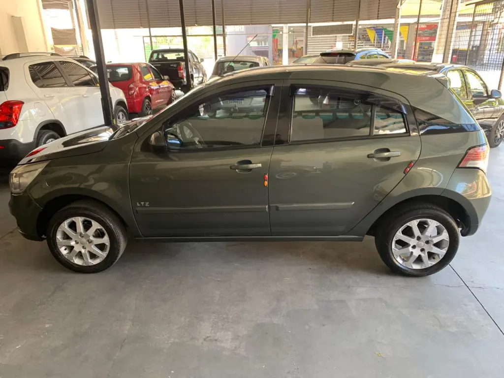 CHEVROLET Agile - Foto