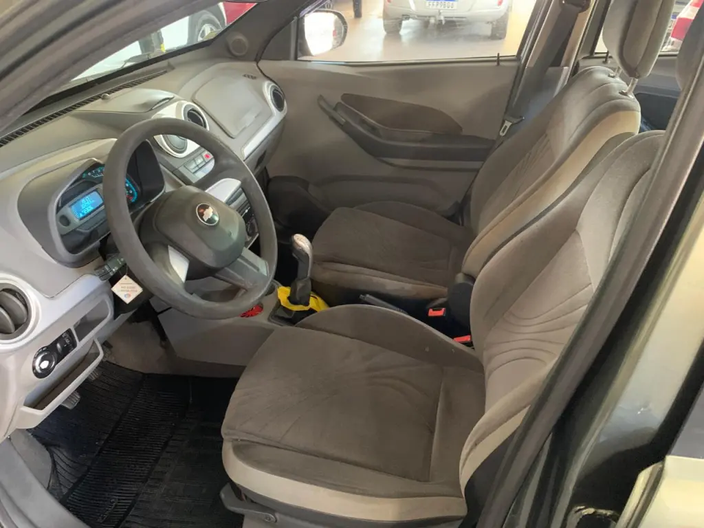 CHEVROLET Agile - Foto