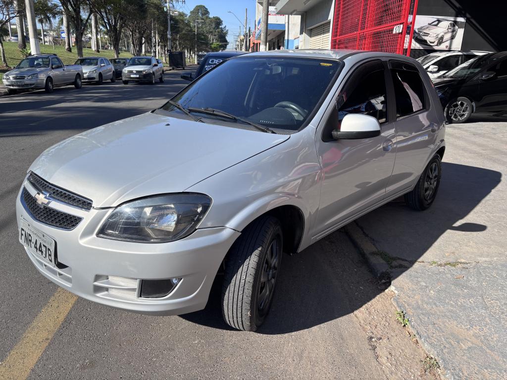 CHEVROLET Celta - Foto