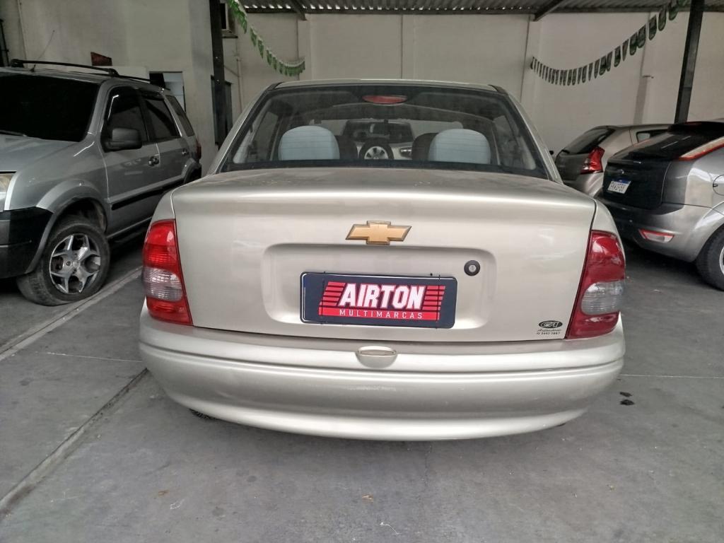 CHEVROLET Classic Sedan - Foto