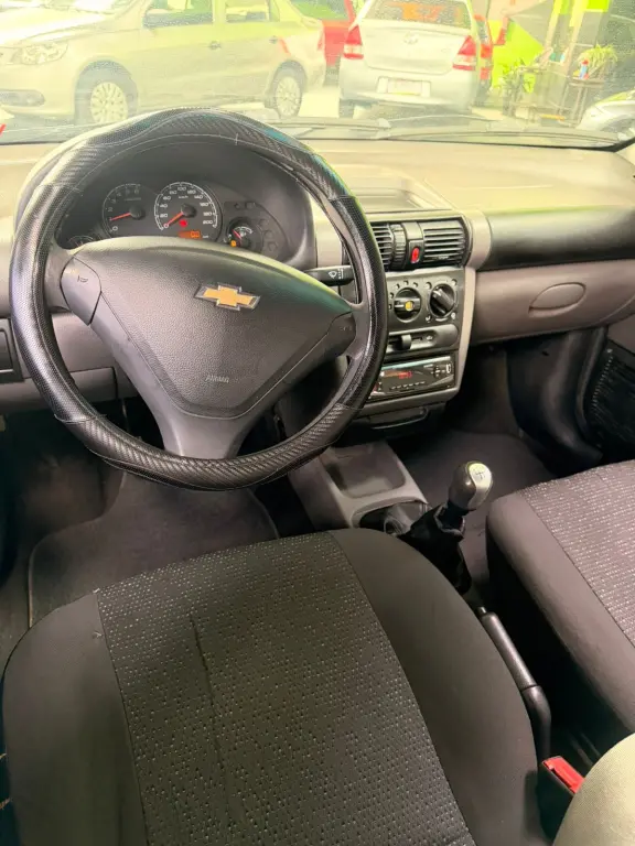 CHEVROLET Classic Sedan - Foto