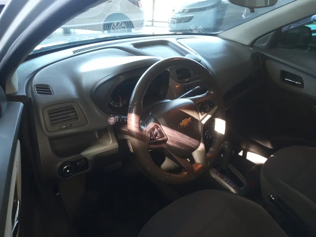 CHEVROLET Cobalt - Foto
