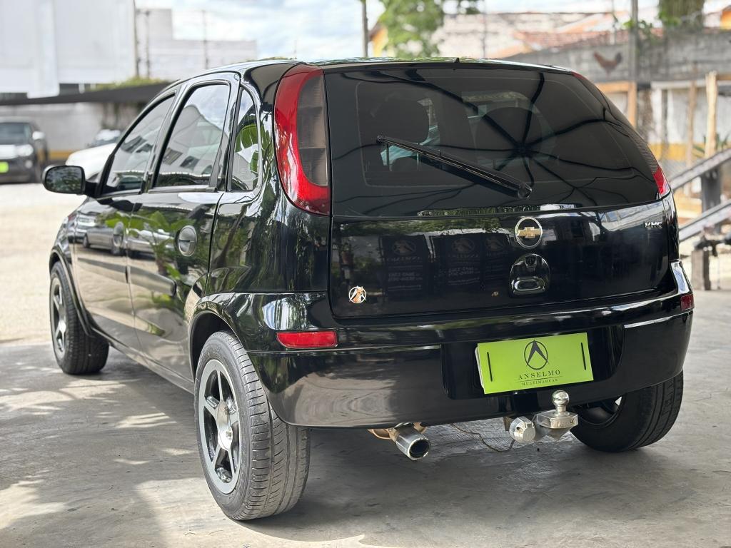 CHEVROLET Corsa Hatch - Foto