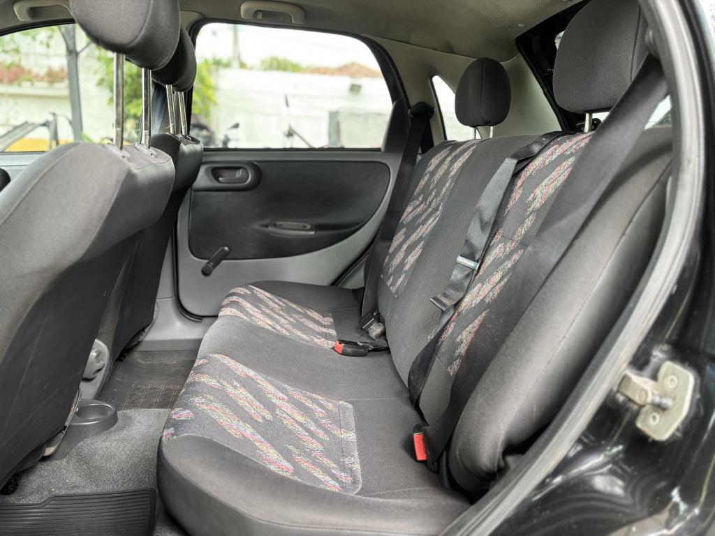 CHEVROLET Corsa Hatch - Foto