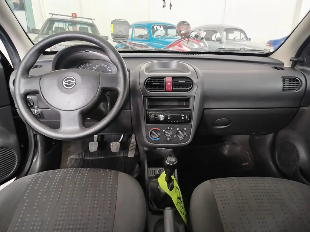 CHEVROLET Corsa Hatch - Foto