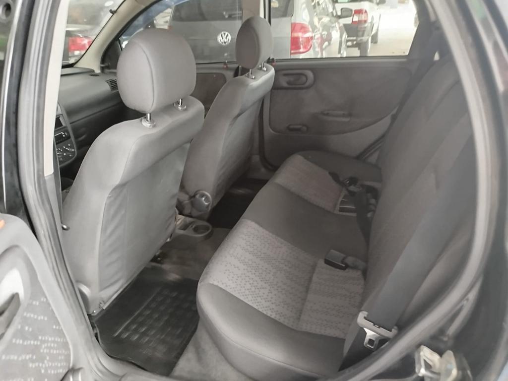 CHEVROLET Corsa Hatch - Foto