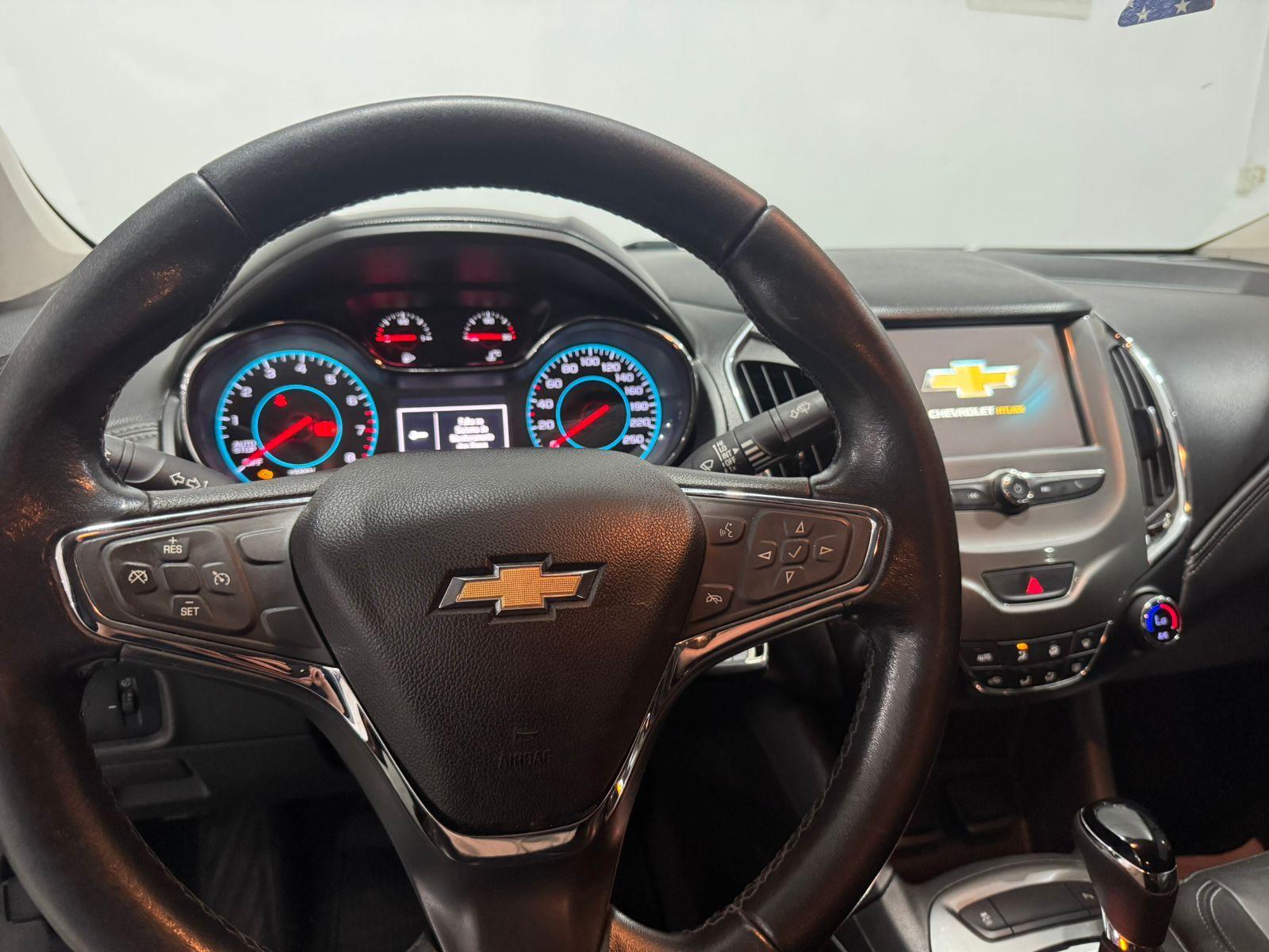 CHEVROLET Cruze Sedan - Miniatura