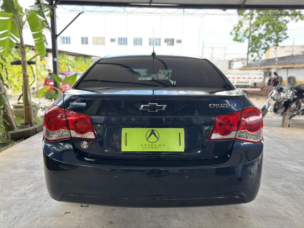 CHEVROLET Cruze Sedan - Foto