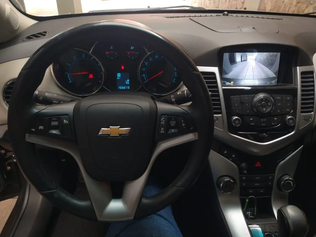 CHEVROLET Cruze Sedan - Foto