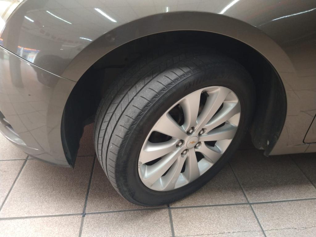 CHEVROLET Cruze Sedan - Foto