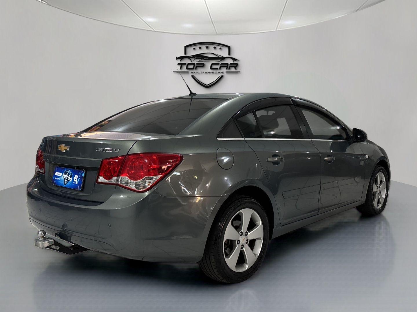 CHEVROLET Cruze Sedan - Foto