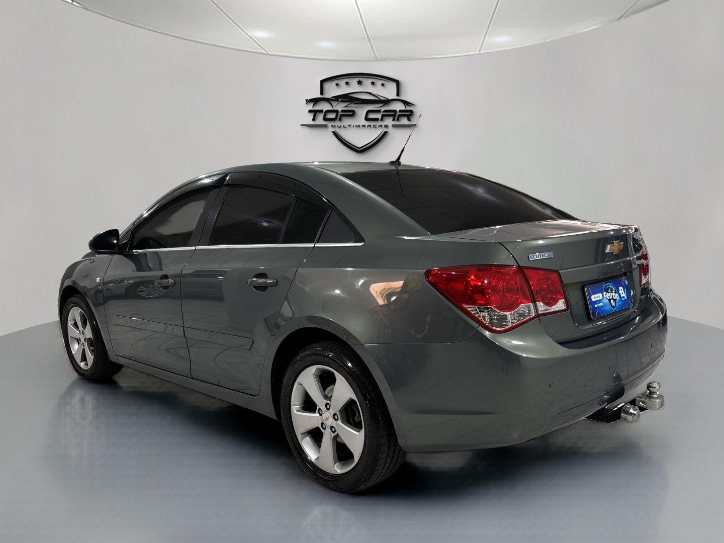 CHEVROLET Cruze Sedan - Foto