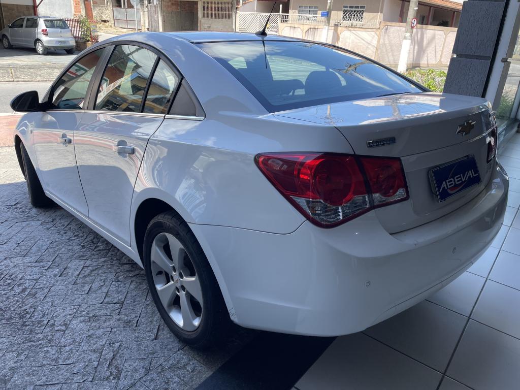 CHEVROLET Cruze Sedan - Foto