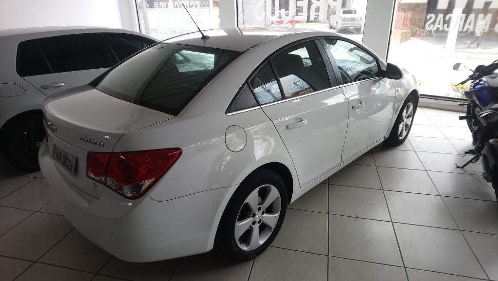 CHEVROLET Cruze Sedan - Foto