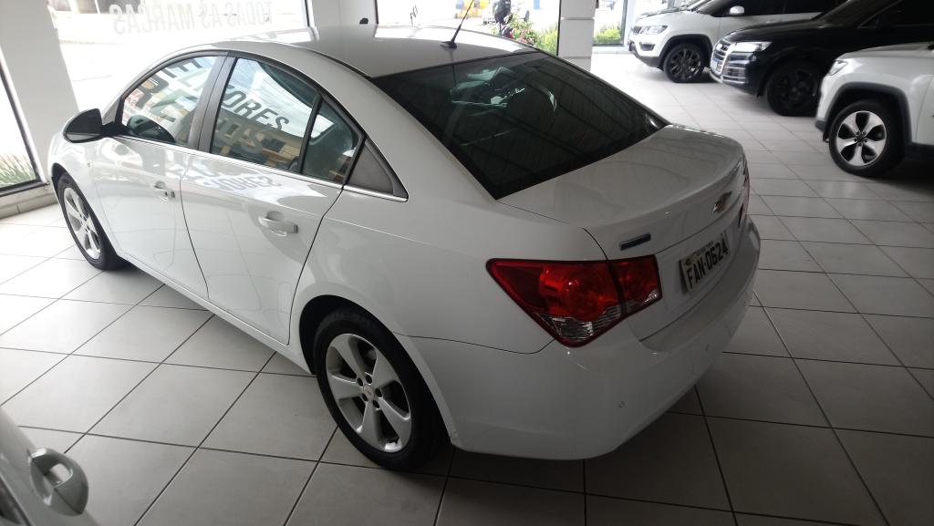 CHEVROLET Cruze Sedan - Foto