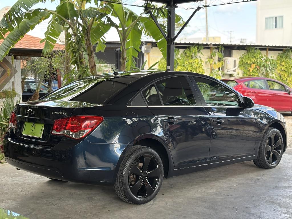 CHEVROLET Cruze Sedan - Foto
