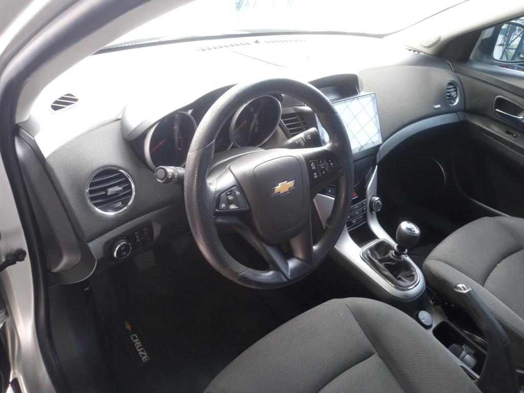 CHEVROLET Cruze Sedan - Foto