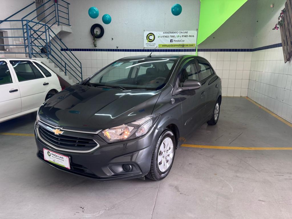 CHEVROLET Onix Hatch - Foto