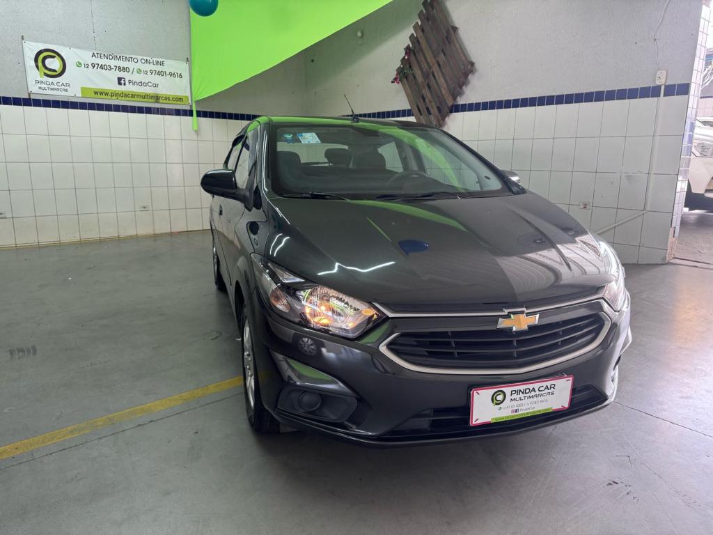 CHEVROLET Onix Hatch - Foto