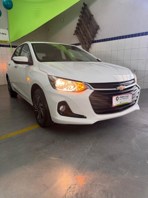 CHEVROLET Onix Hatch - Foto