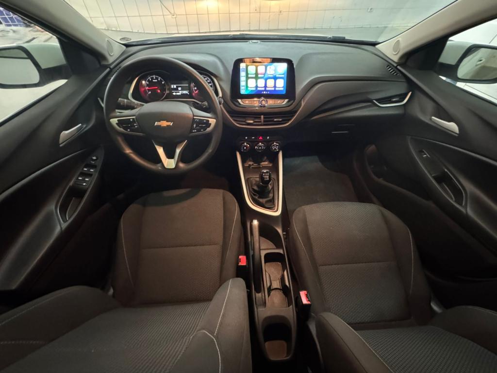 CHEVROLET Onix Hatch - Foto