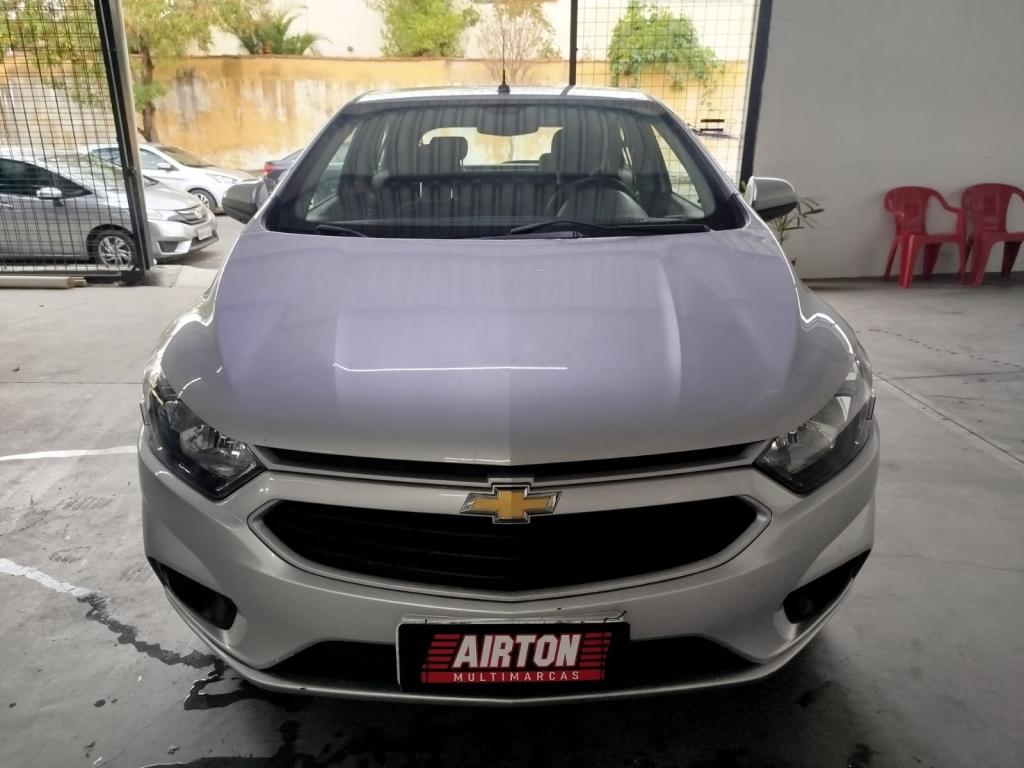 CHEVROLET Onix Hatch - Foto