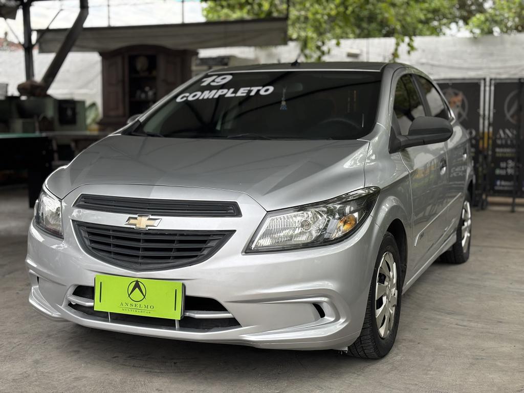 CHEVROLET Onix Hatch - Foto