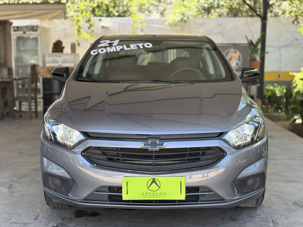 CHEVROLET Onix Hatch - Foto