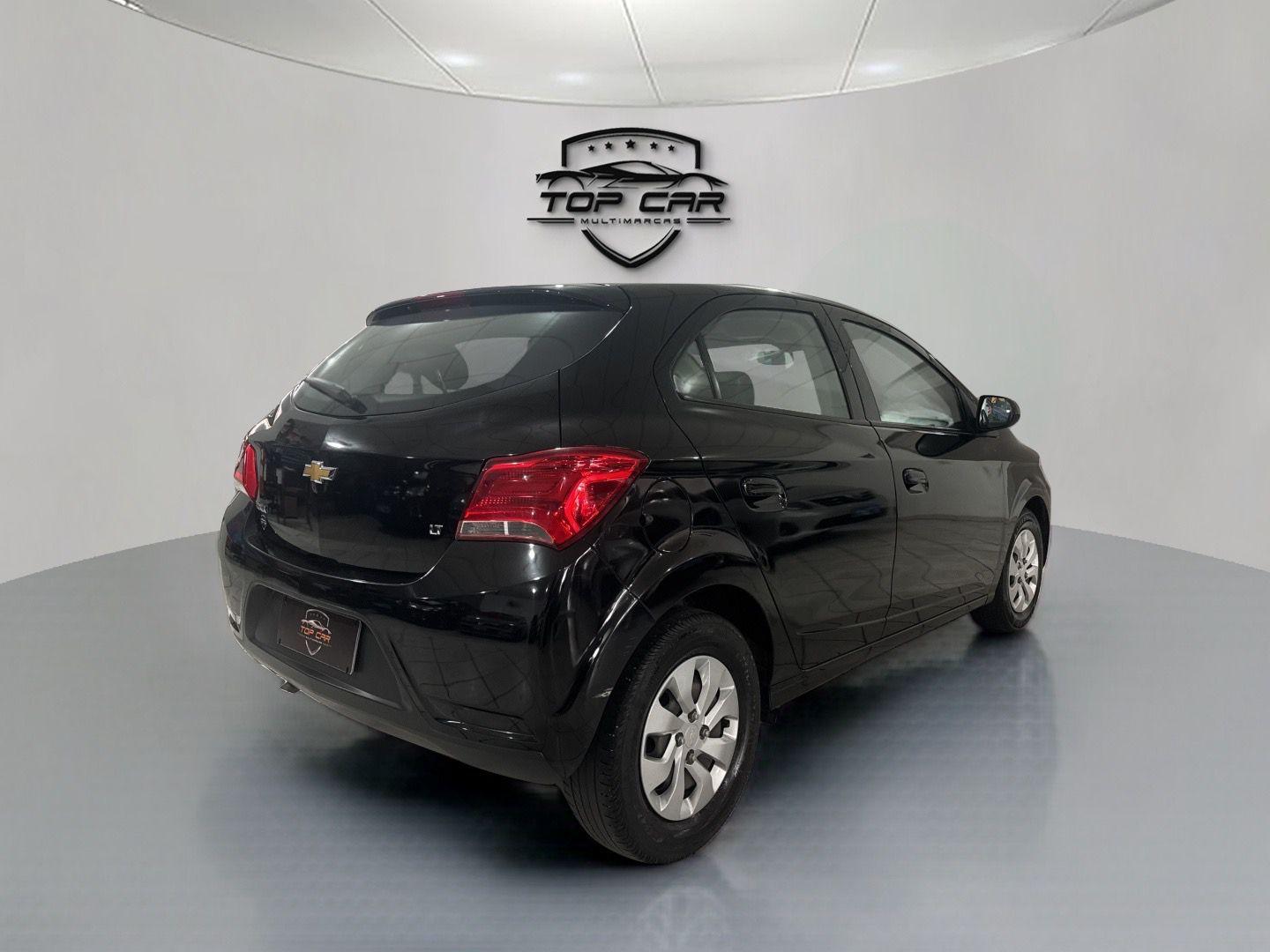 CHEVROLET Onix Hatch - Foto