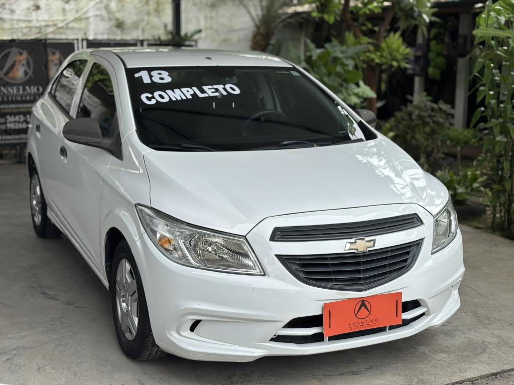 CHEVROLET Onix Hatch - Foto