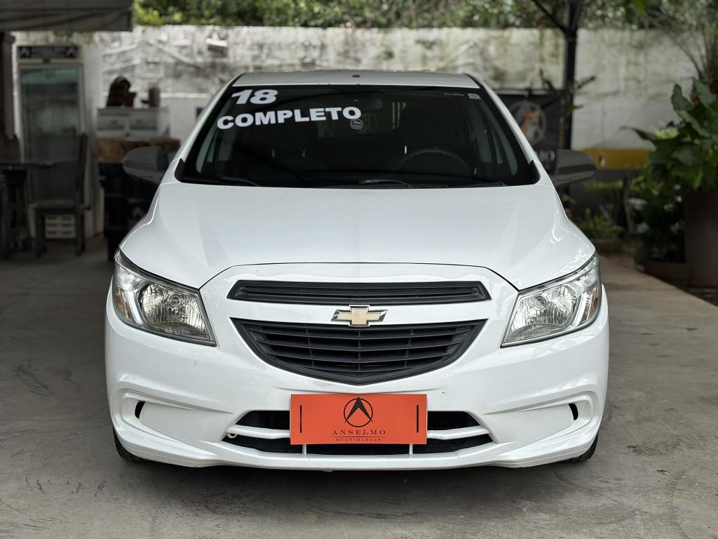 CHEVROLET Onix Hatch - Foto