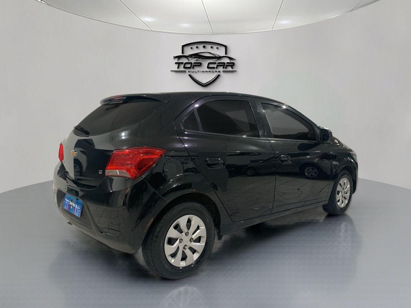 CHEVROLET Onix Hatch - Foto