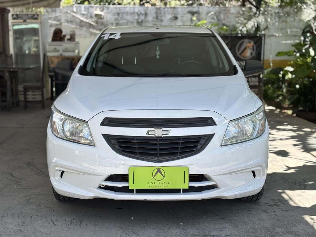 CHEVROLET Onix Hatch - Foto