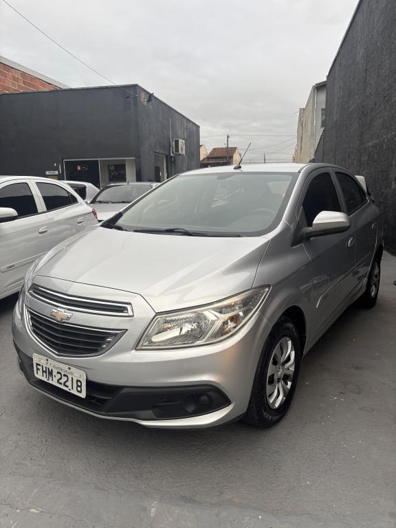 CHEVROLET Onix Hatch