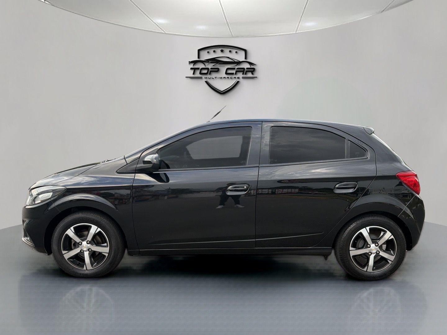 CHEVROLET Onix Hatch - Foto