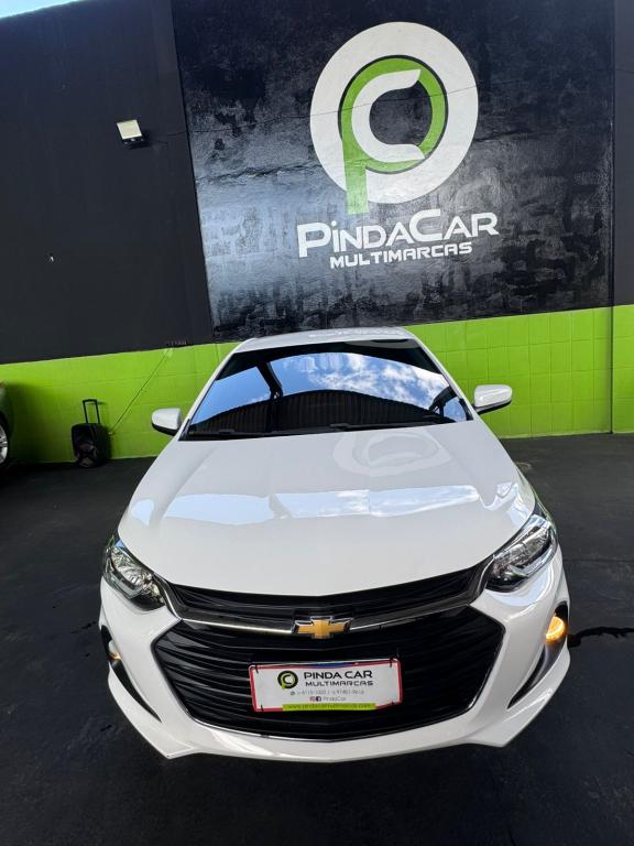 CHEVROLET Onix Hatch - Foto