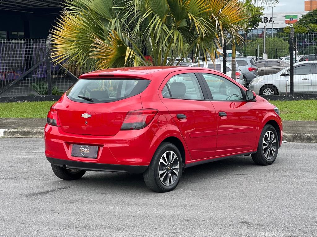 CHEVROLET Onix Hatch - Foto